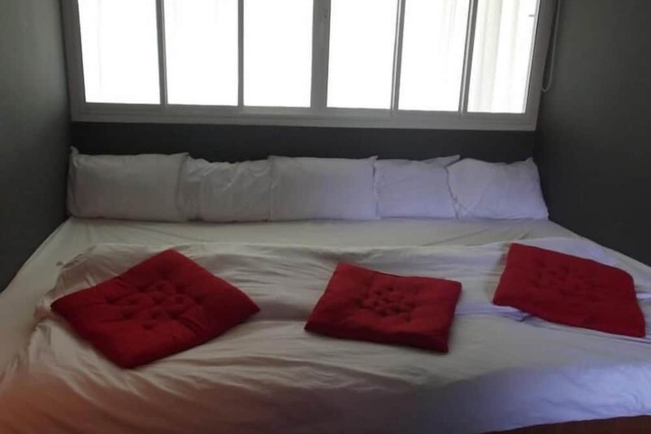 Room 3 of 18