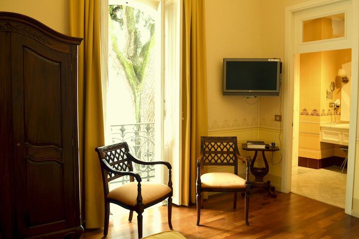 Room 22 of 72