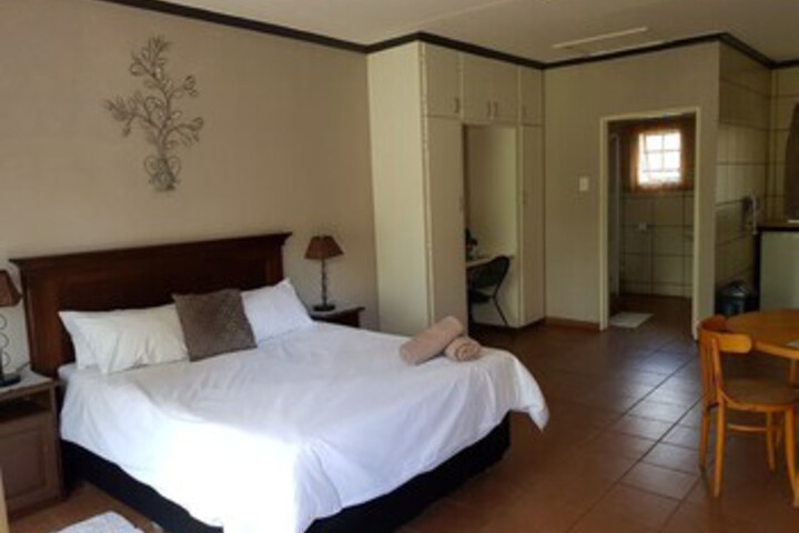 Room 16 of 22