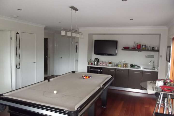 Room 16 of 18