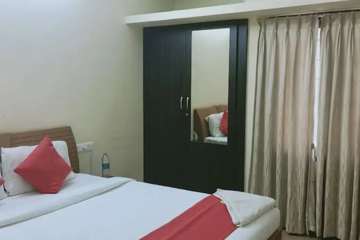 Room 2 of 13
