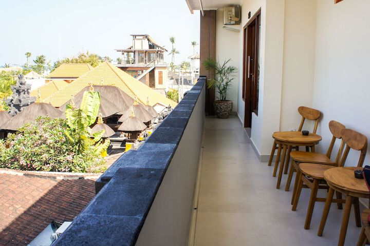 Terrace/Patio 14 of 33