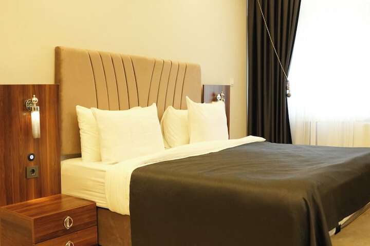 Room 15 of 46