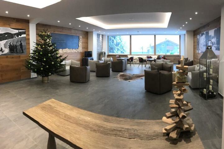 Lobby Entry