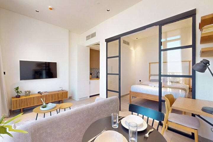 Room 51 of 88