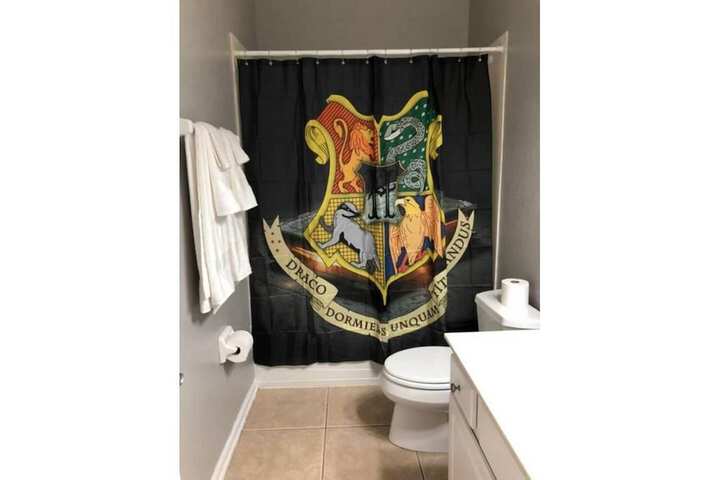 Room 8 of 71