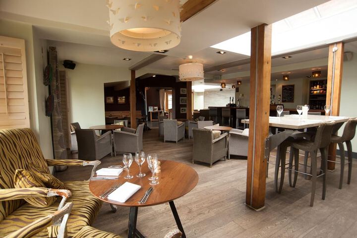 Dining Photos