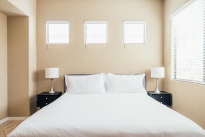 Room 19 of 33
