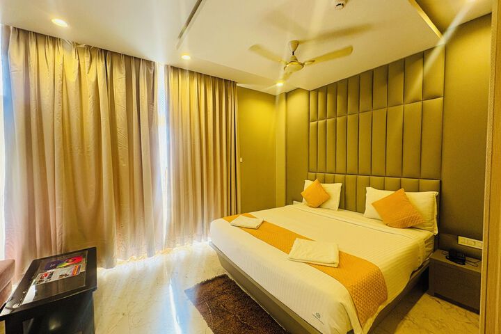 Room 36 of 39