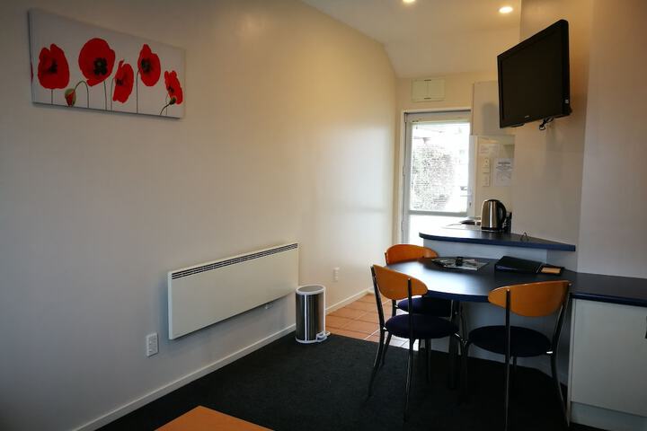 Room 20 of 63