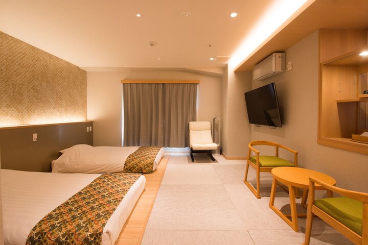 Room 19 of 79