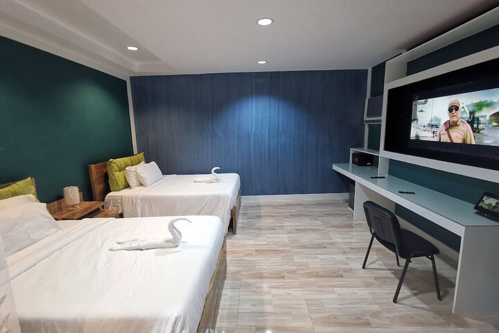 Room 17 of 125