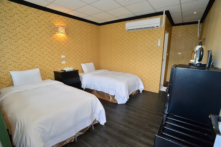 Room 15 of 58