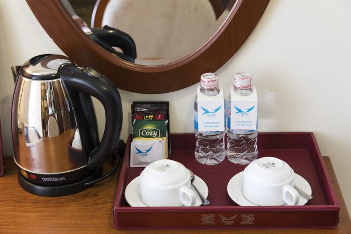 Breakfast/Coffee Service 92 of 189