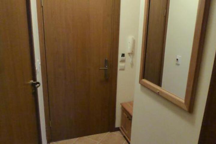 Room 5 of 5
