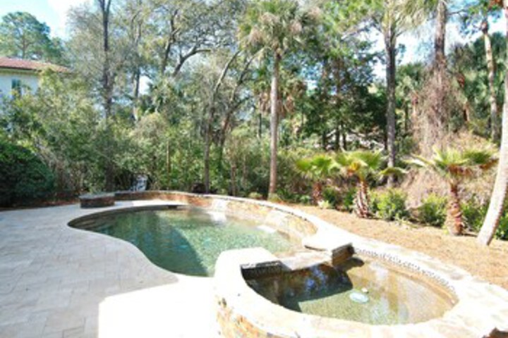 Pool 27 of 48