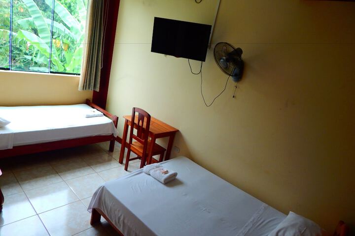 Room 9 of 44
