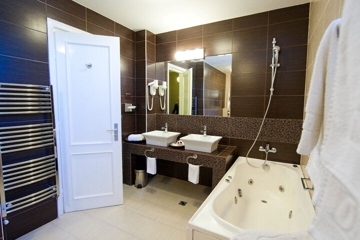 Room 20 of 31