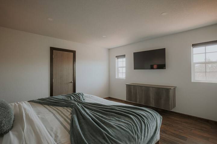Room 30 of 161