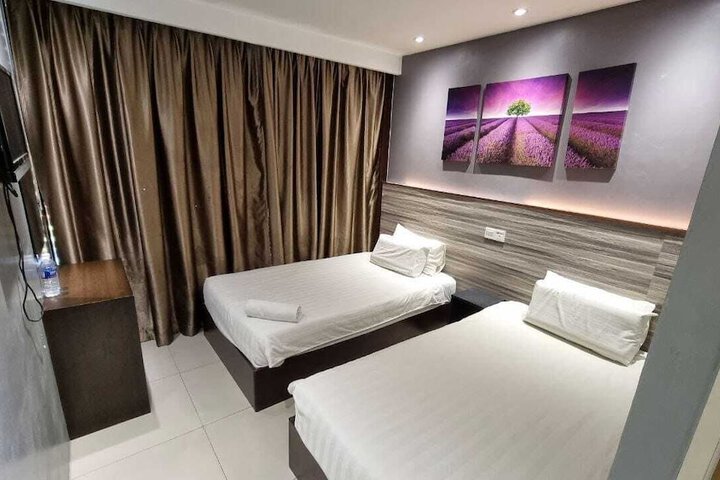 Room 17 of 29
