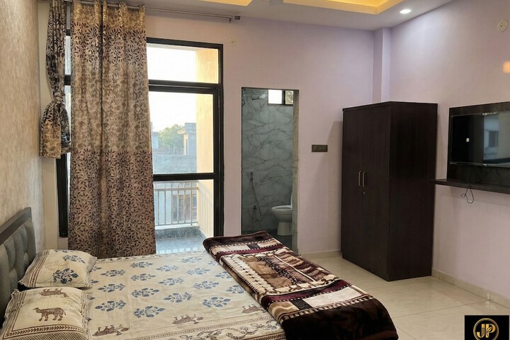 Room 18 of 46