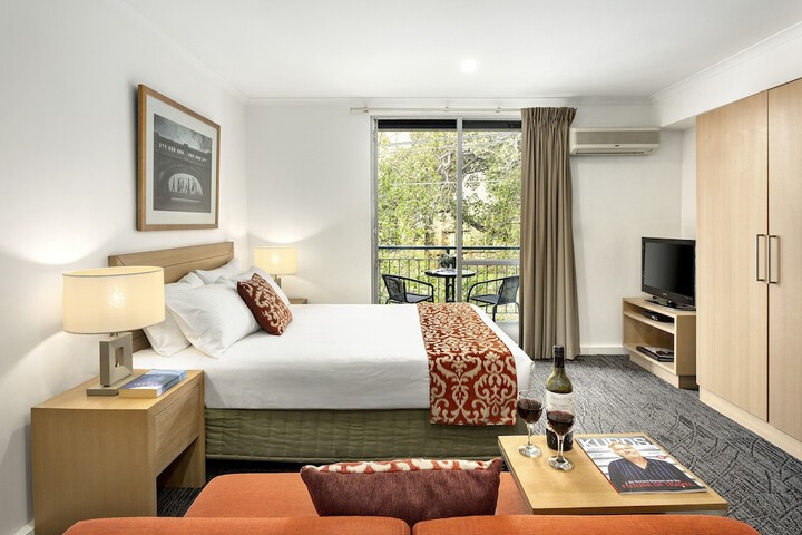 Room 12 of 36