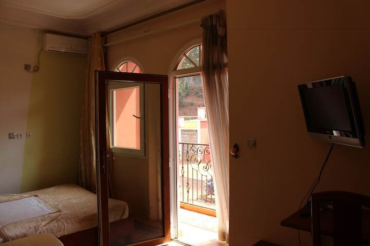 Room 17 of 42