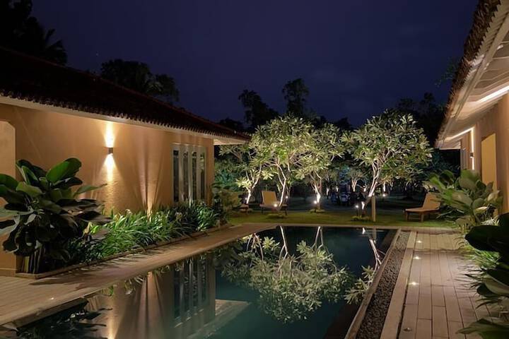 Pool 33 of 71