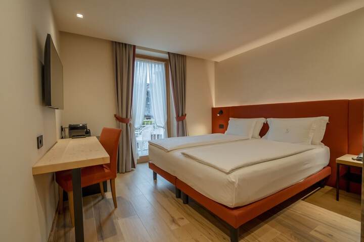 Room 38 of 75
