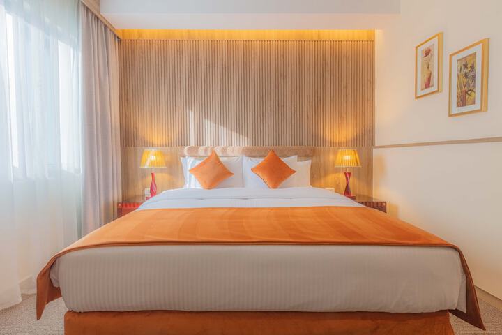 Room 8 of 22