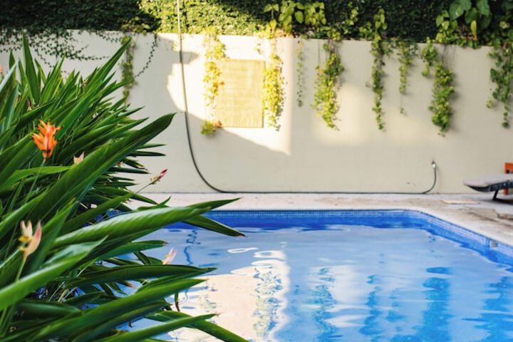 Pool 56 of 64