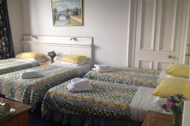 Room 26 of 59