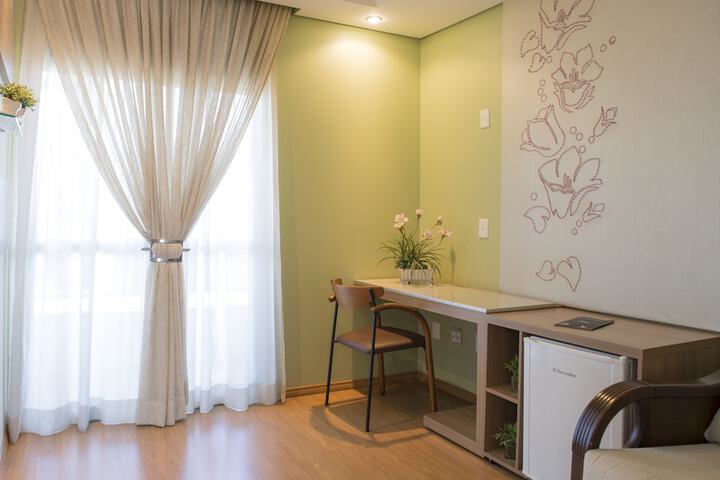 Room 19 of 80
