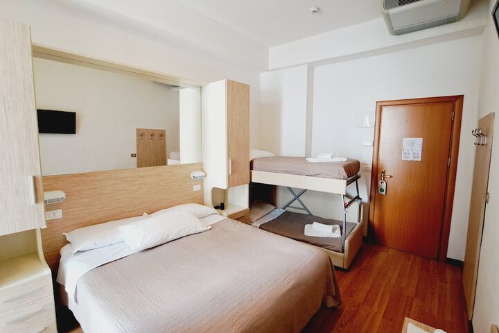Room 39 of 139