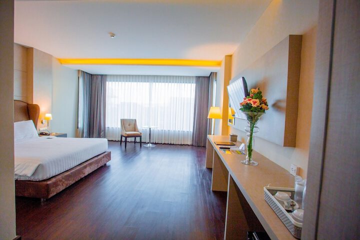 Room 9 of 26
