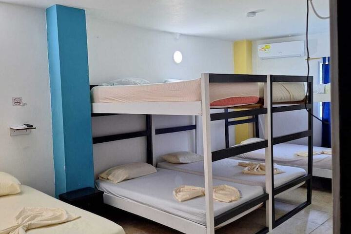 Room 5 of 12