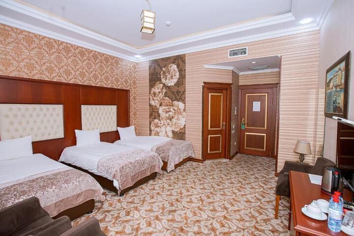 Room 25 of 46