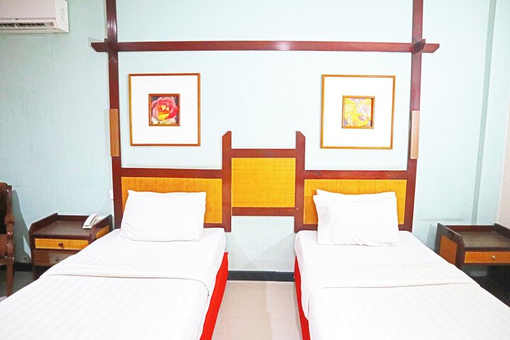 Room 14 of 53