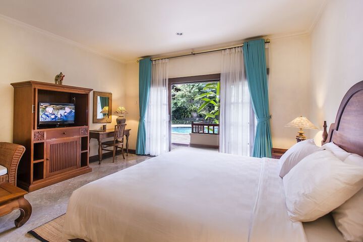 Room 3 of 37