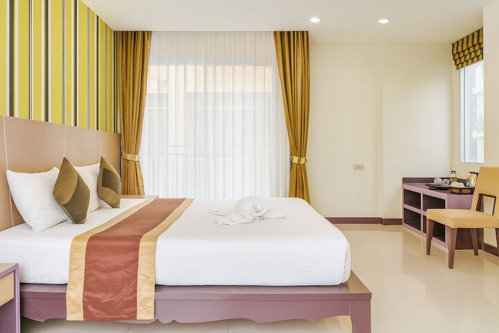 Room 20 of 127