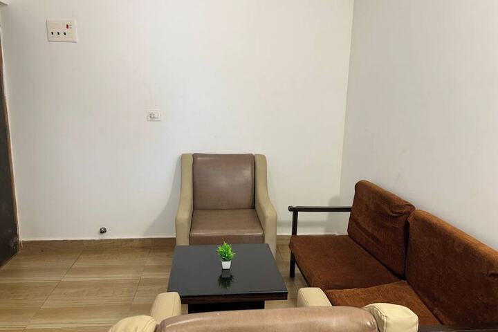 Room 26 of 73
