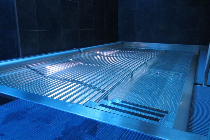 Spa 51 of 77