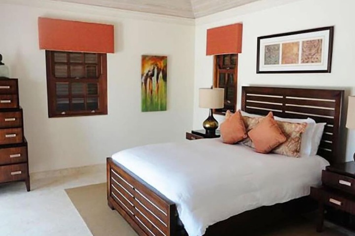 Room 3 of 17