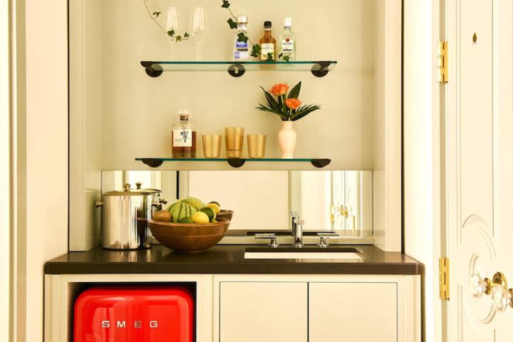 Minibar