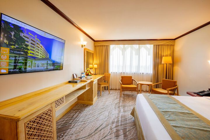 Room 26 of 108