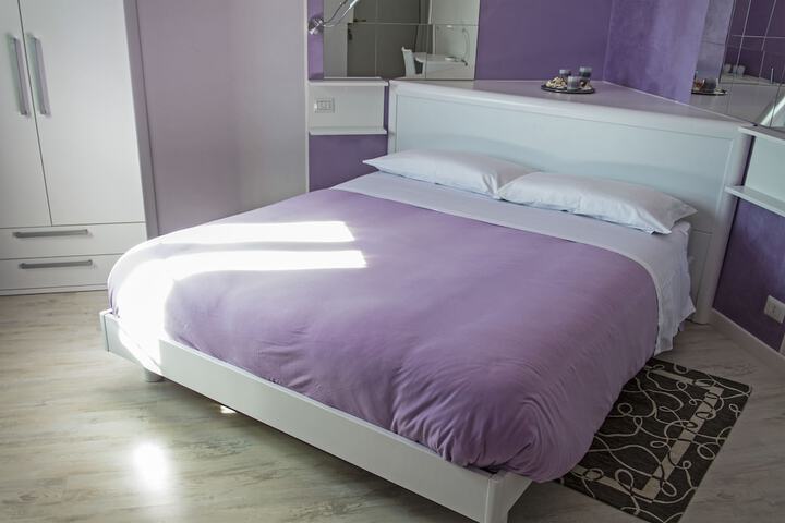 Room 3 of 30