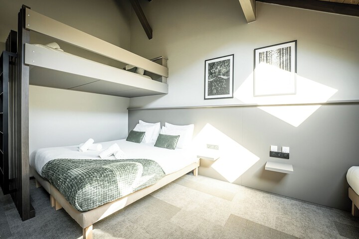 Room 8 of 29