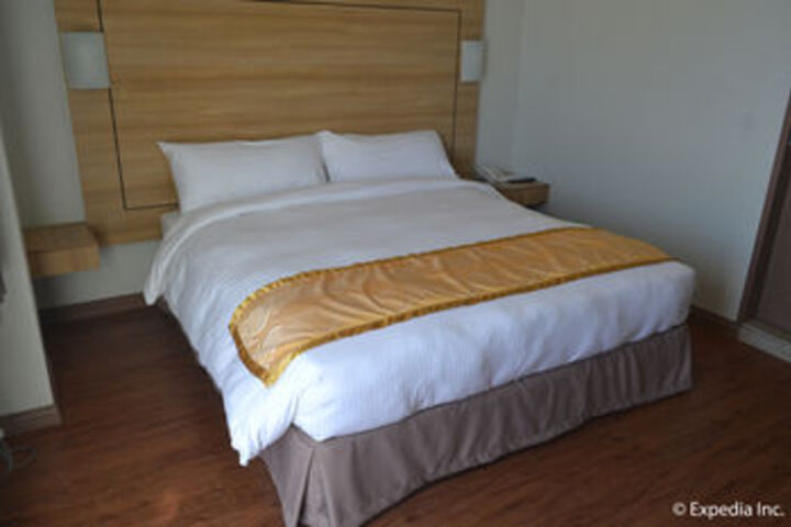 Room 41 of 85
