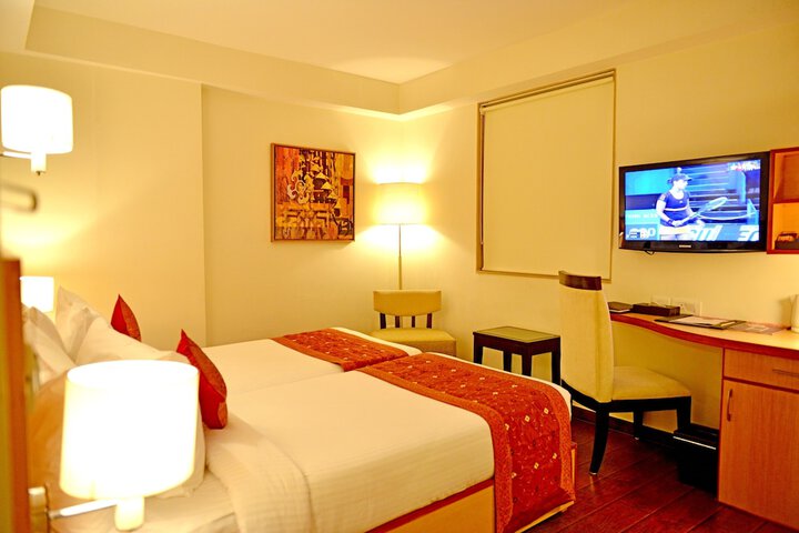 Room 10 of 54