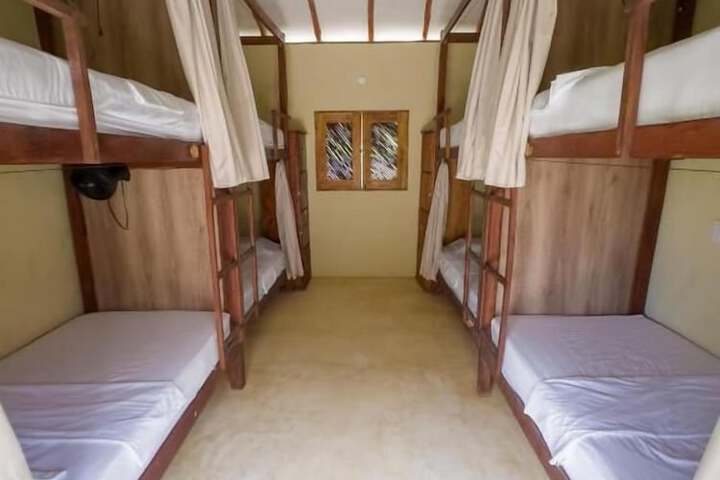 Room 2 of 12